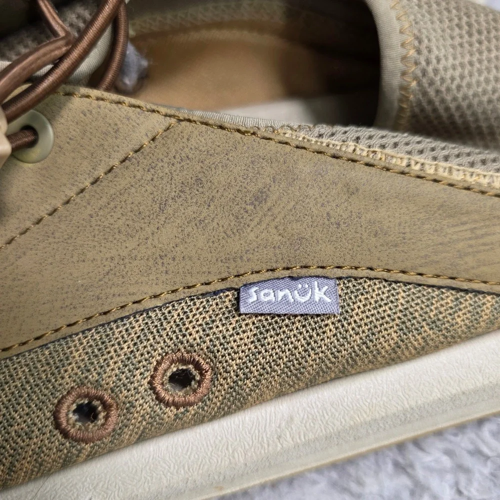 Sanuk 1132530‎ Boatie Boat Shoe Tan Vibram Sole Bungee Lace Mens 13 Excellent